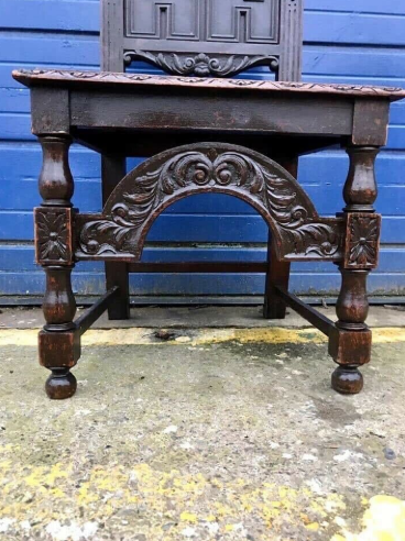 Antique Oak Highly Carved Hall Chair  4