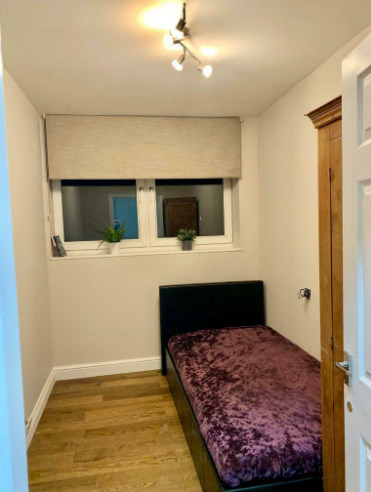 Room to Rent in a Newly Renovated Apartment  0
