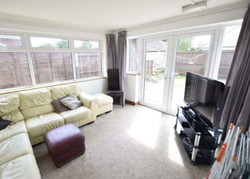 Double Room in a Shared Student House Wycliffe Road thumb-50722