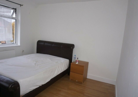 Beautiful Two-Bedroom Flat to Rent at Islington  1