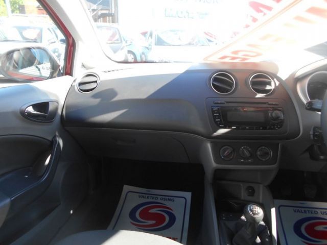  2010 Seat Ibiza 1.4 SE 5d  8