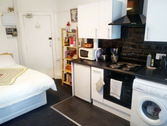 Studio Flat - Bills Included - Available 1st March 2021  5