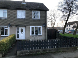3 Bedroom House for Rent Newcastle Gardens Front thumb 6