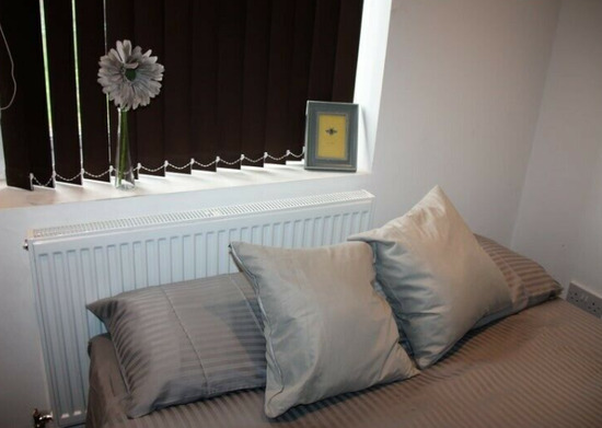 Ensuite Rooms Available to Rent on Hinckley Road  2