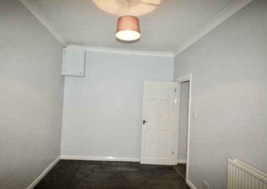 Two Bedroomed Flat Available Now Wanstead, E11  2
