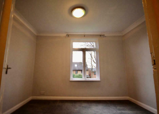 Two Bedroomed Flat Available Now Wanstead, E11  6