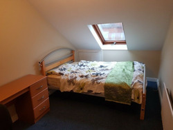Two Bedroom Apartment off Lisburn Road thumb 6