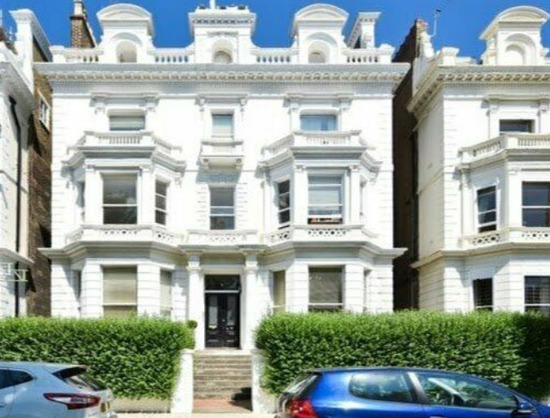 Notting Hill Single Studio with Small Balcony on Pembridge Sq Available Now  3