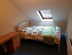 Two Bedroom Apartment off Lisburn Road thumb 6
