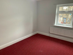 2 Bedroom House. Newly Decorated. Available Now thumb 1
