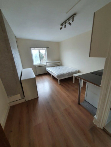 Studio Flat to Rent in NW10 4JG - DSS Welcome