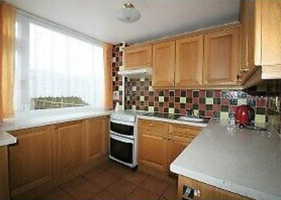 Well Presented Immaculate 3 Bedroom House in Popular Dl1 Location  1