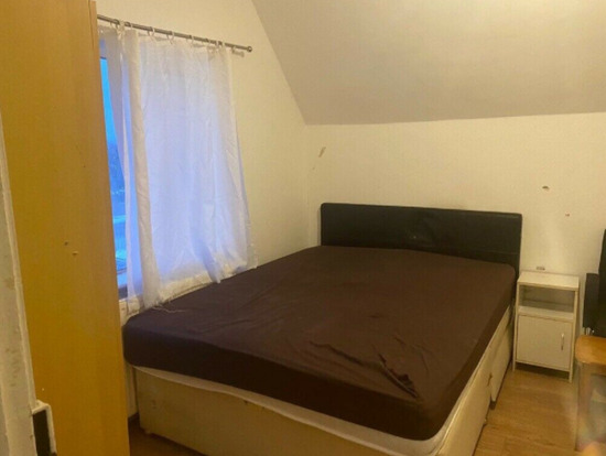 Double Room to Rent. Green Lane RM8 1YX