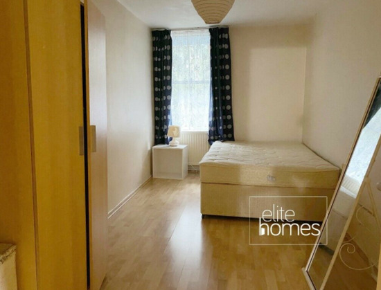 Large Double Room to Rent in a Newly Decorated House-Share in Islington, N1  0