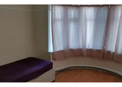 Extra Large Doubles Room Fully Furnished and Refurbished in Kenton thumb 2