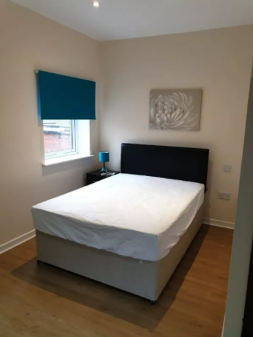 Luxury Studio Apartment and Double Room with Ensuite in the Centre of Derby to Let  4