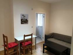Luxury Studio Apartment and Double Room with Ensuite in the Centre of Derby to Let thumb 6