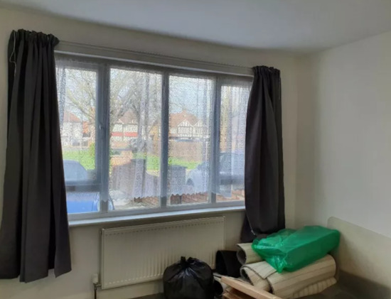 Amazing 1 Bedroom Flat. Separate Kitchen and Shower Room  8