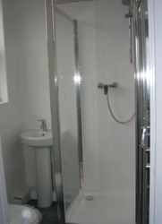£875 Per Month All Bills Included! Lovely Large Studio Flat with Shower Room thumb 8