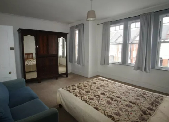 Impressive 5/6 Bedrooms Semi-Detached House Available to Rent