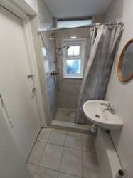 1 Bed Detached House, Chatterton Road, Bromley