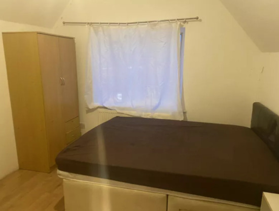 Double Room for Rent in Goodmayes  2