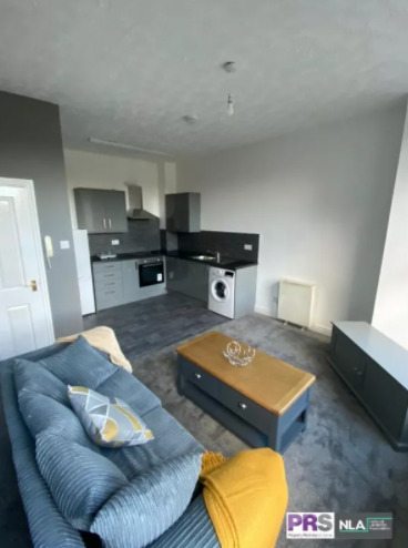 Fully Furnished 2 Bedroom Flat in Great City Centre Location BB11 Burnley  4