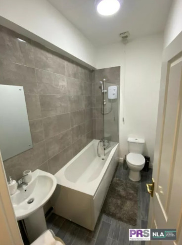 Fully Furnished 2 Bedroom Flat in Great City Centre Location BB11 Burnley  6