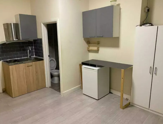 Separate Studio Flat, Nice and Clean £650 All Bills Included  4