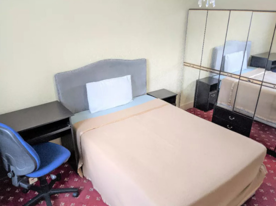 Very Large Double Room, Hounslow Central TW3