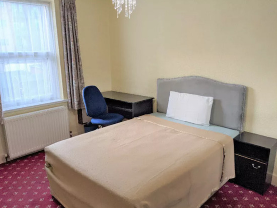 Very Large Double Room, Hounslow Central TW3  1