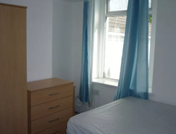 Four Bedroom Student House Share, Norfolk Street, Swansea thumb 9