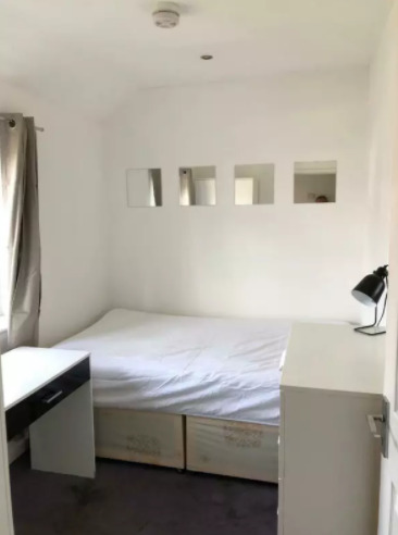 Lovely Double Room for Rent in Enfield Inc All Bills + Internet  0
