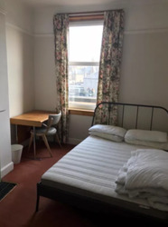 2 Bedroom Flat in City Centre thumb-53040