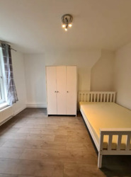 Lovely 3 Bed Flat in Bethnal Green to Rent thumb 8