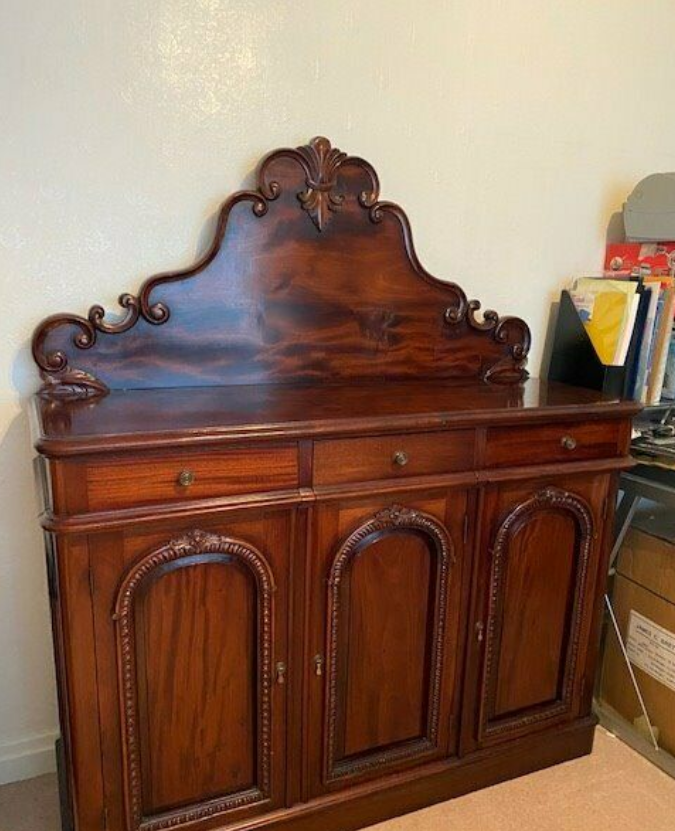 Victorian Sideboard. Stunning Quality  2