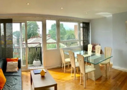 3 Bedroom Flat in Streatham, Montrell Road