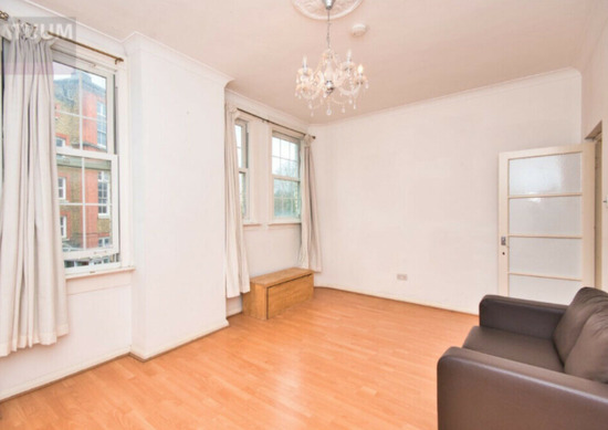 Cosy City Apartment with 2 Bed, 1 Bath - SE1  2
