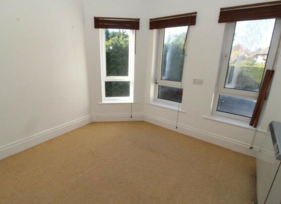 2 Bed Flat to Rent in Cardiff  1