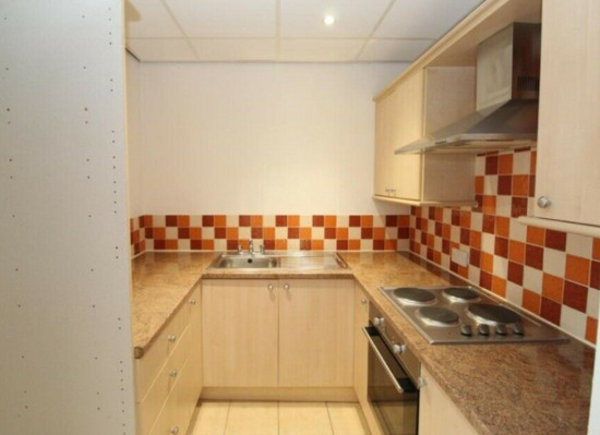 2 Bed Flat to Rent in Cardiff  6