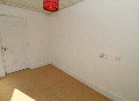 2 Bed Flat to Rent in Cardiff  8