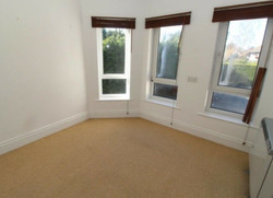2 Bed Flat to Rent in Cardiff thumb 2