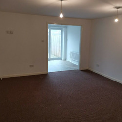 3 Bedrooms House to Rent £775Pcm thumb 1