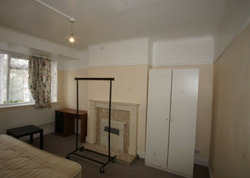 Impressive 2-Bed Ground Floor Maisonette Available to Rent in South Harrow