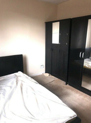 Lovely double room to Rent. Two Week Deposit
