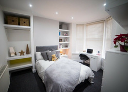 House / Rooms to Rent in Kensington Fields thumb 1