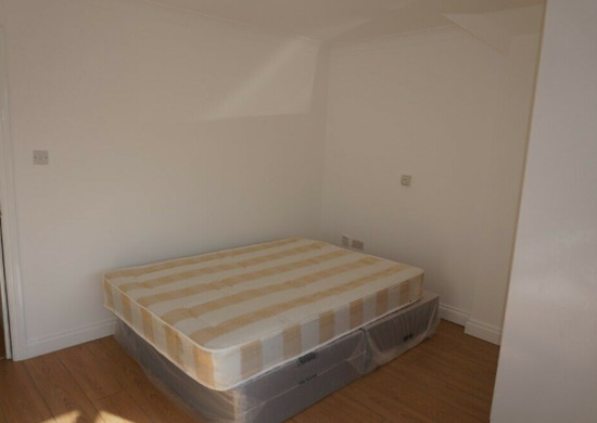 Impressive One Bedroom Flat Available to Rent  7