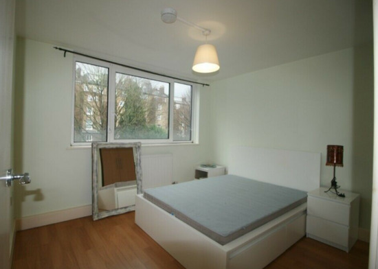 Impressive 4 Bedrooms Flat to Rent in Downfield Close  3