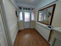 Spacious Double-Room to Rent in a Shared House in Great West Road