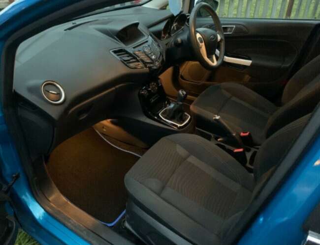 2016 Ford Fiesta 5dr  6